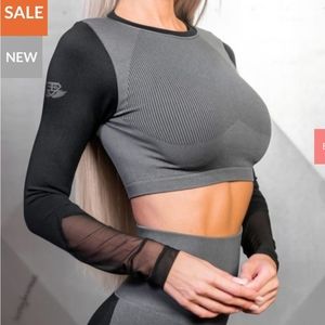 Workout long sleeve crop top